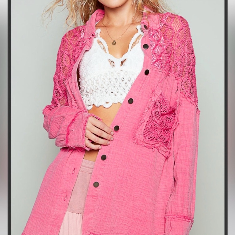 POL NWOT hot Pink gauze w Crochet/lace, distressed button down shirt
